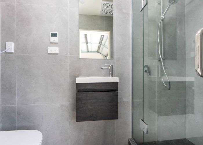  at 4/2 Reeves Road, Pakuranga, Manukau City, Auckland