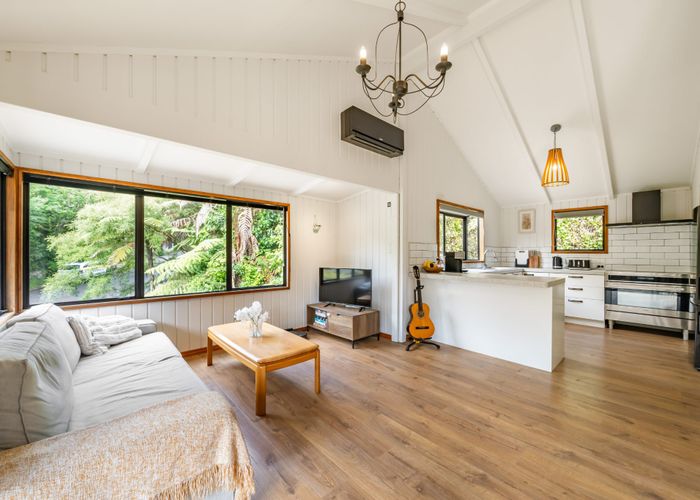  at 34 Wyndham Road, Pinehaven, Upper Hutt, Wellington
