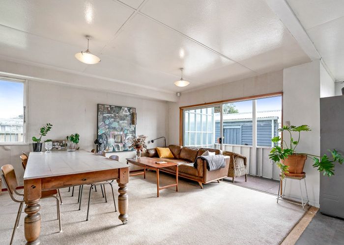  at 74 Cranmere Crescent, Mangere East, Auckland
