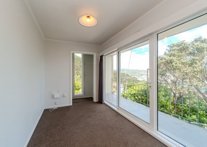  at 43 Palliser Road, Roseneath, Wellington, Wellington