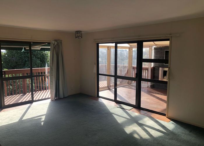  at 58 Jandell Crescent, Bucklands Beach, Manukau City, Auckland