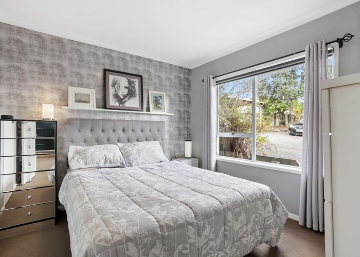  at 2/22C Evans Road, Glen Eden, Auckland