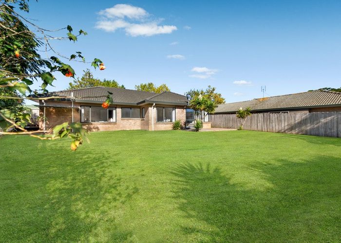  at 38 Cottesmore Place, Huntington Park, Auckland