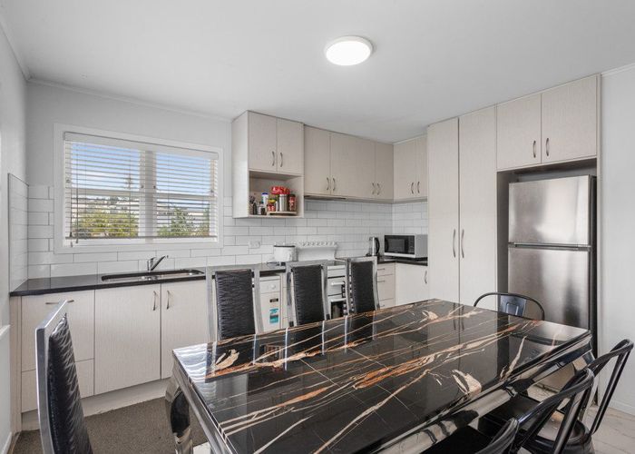  at 17 Choice Avenue, Henderson, Waitakere City, Auckland