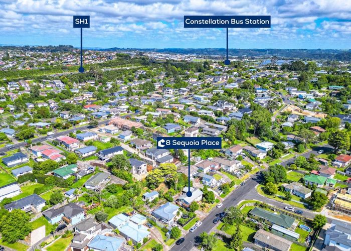  at 8 Sequoia Place, Sunnynook, North Shore City, Auckland