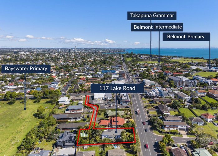  at 117 Lake Road, Belmont, Auckland
