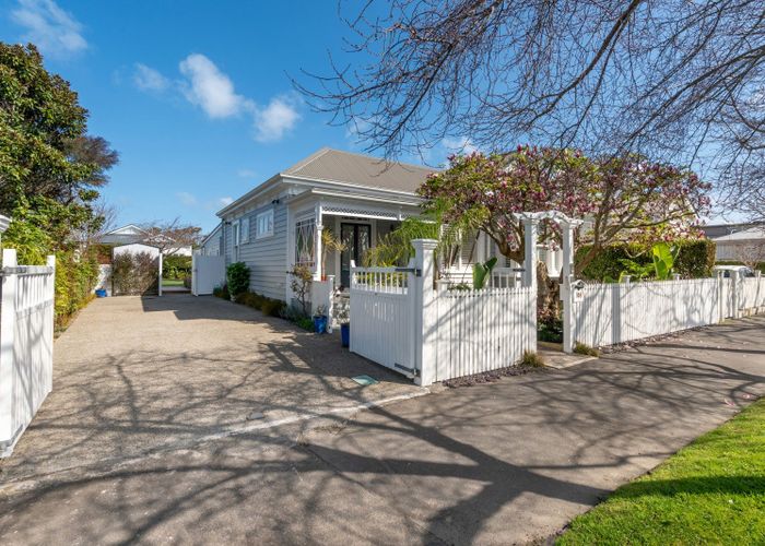  at 108 Burnley Terrace, Sandringham, Auckland