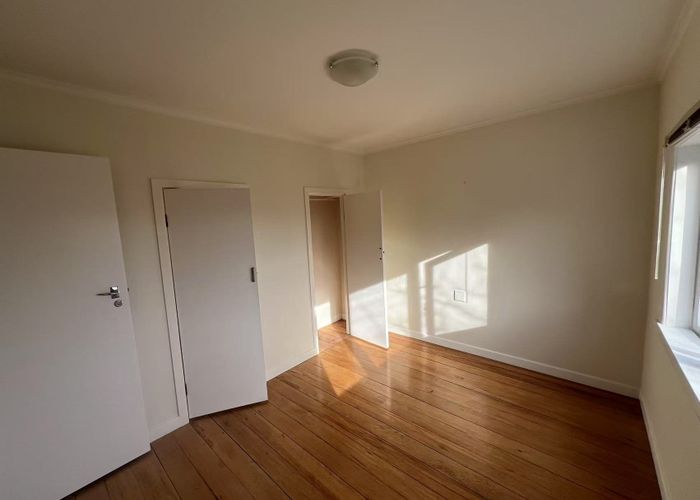  at 14 Carrick Pl, Mount Eden, Auckland City, Auckland