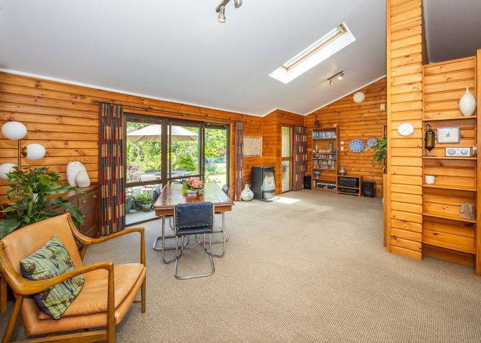  at 8 Sharpley Place, Chartwell, Hamilton