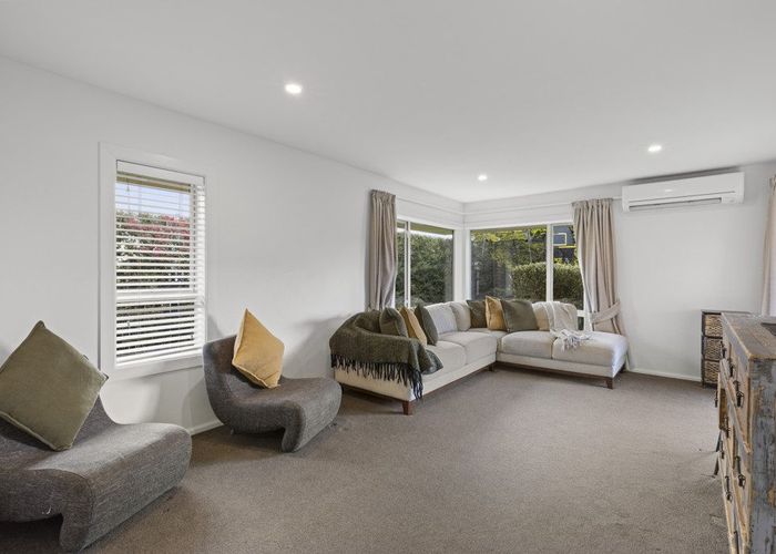  at 384 Yaldhurst Road, Russley, Christchurch City, Canterbury