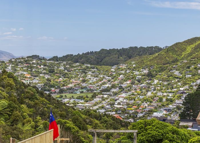  at 17 Cathie Place, Karori, Wellington