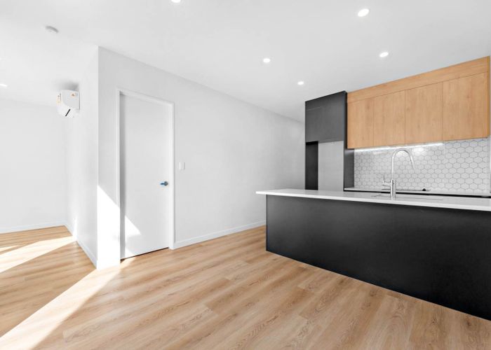  at 10B, C, E Serjeant Street, Henderson, Waitakere City, Auckland