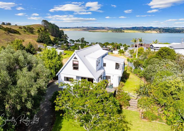  at 38 Oxford Street, Whakapirau, Kaipara, Northland