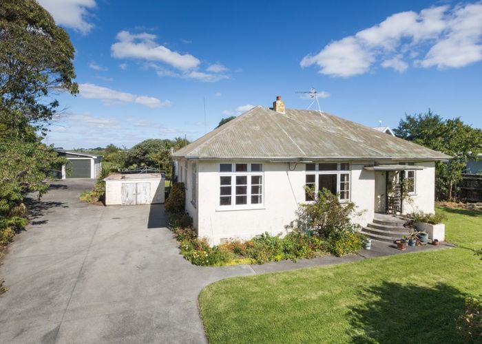  at 1369 Tangimoana Road, Palmerston North
