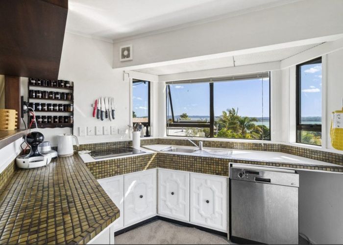  at 1/64 Island Bay Rd, Beach Haven, North Shore City, Auckland