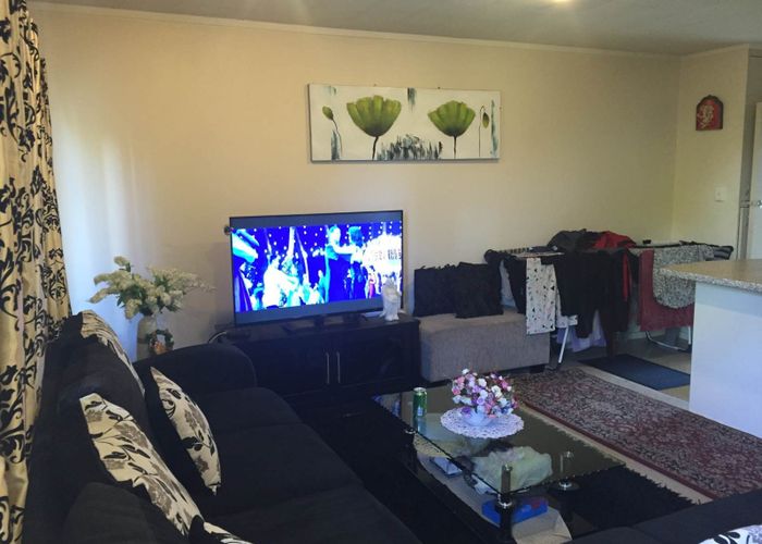  at 2/102 Coronation Road, Papatoetoe, Manukau City, Auckland