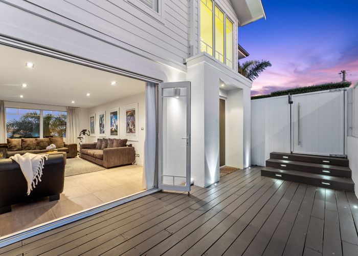  at 87 Princes Street, Northcote Point, Auckland