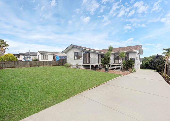  at 33 Greenstone Place, Clover Park, Manukau City, Auckland