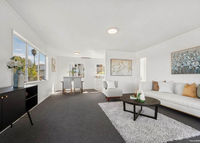  at 9 Frosses Place, Massey, Waitakere City, Auckland