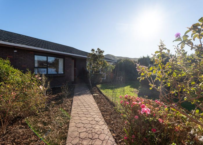  at 8 Maywood Grove, Churton Park, Wellington