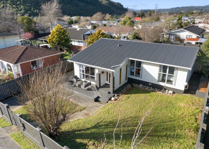 at 3 Crystal Grove, Birchville, Upper Hutt