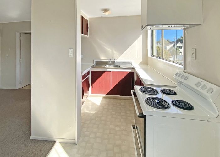  at 1B East Grove, Alicetown, Lower Hutt, Wellington
