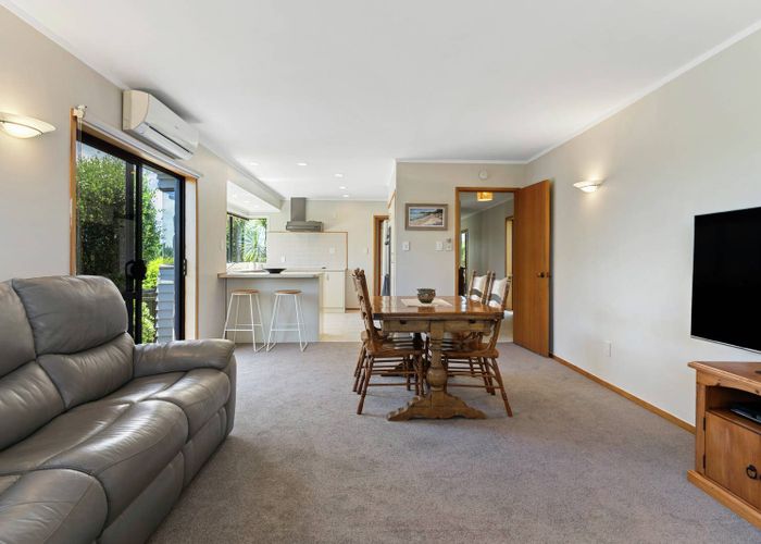  at 2/109 Litten Road, Cockle Bay, Manukau City, Auckland