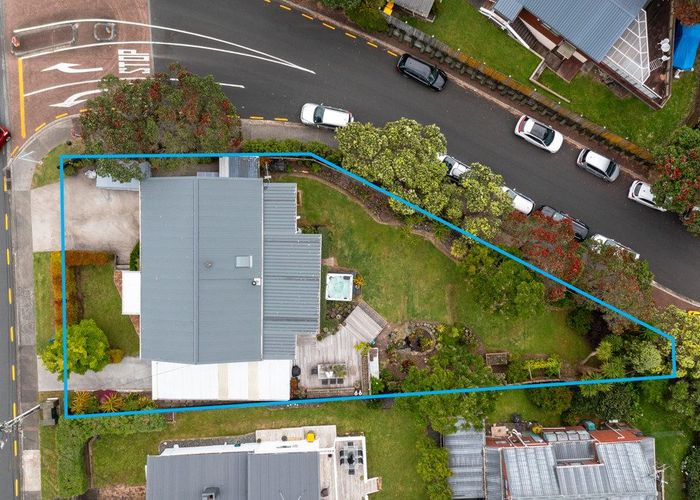  at 13 Rangatira Road, Birkdale, Auckland