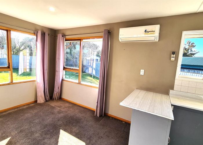  at 14 Lomax Place, Islington, Christchurch
