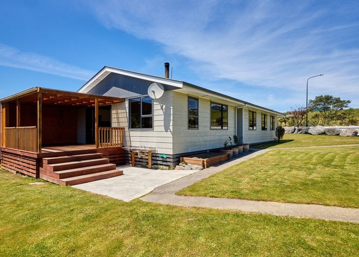  at 14 Hastings Street, Kaikoura