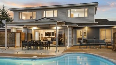  at 8 Rachael Place, Farm Cove, Auckland