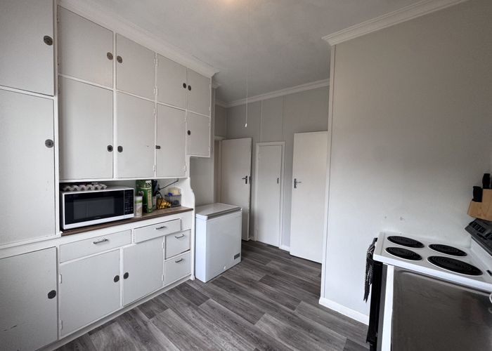  at 2/198 Ferguson Street, West End, Palmerston North, Manawatu / Whanganui