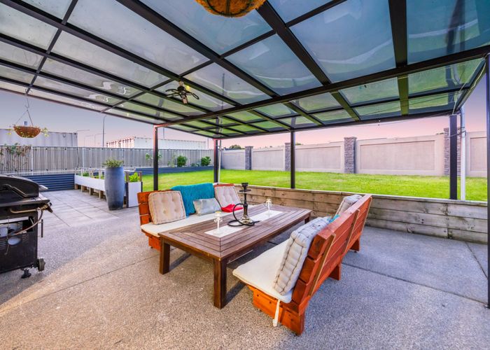  at 22 Erceg Way, Rosehill, Papakura