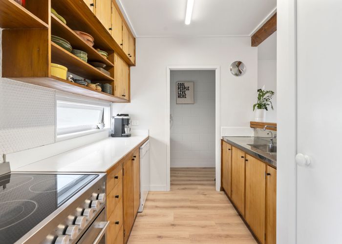  at 4/14 Fowlds Avenue, Sandringham, Auckland