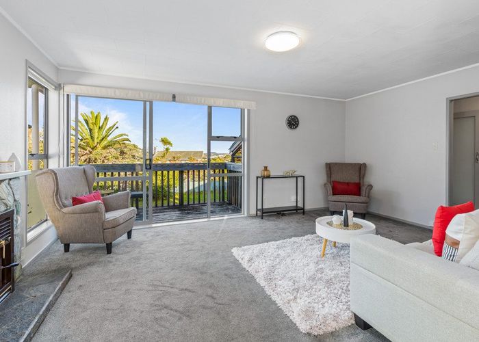  at 1A Mowbray Place, Sunnynook, North Shore City, Auckland