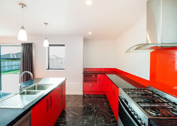  at 5 Cyprus Place, Fitzherbert, Palmerston North, Manawatu / Whanganui