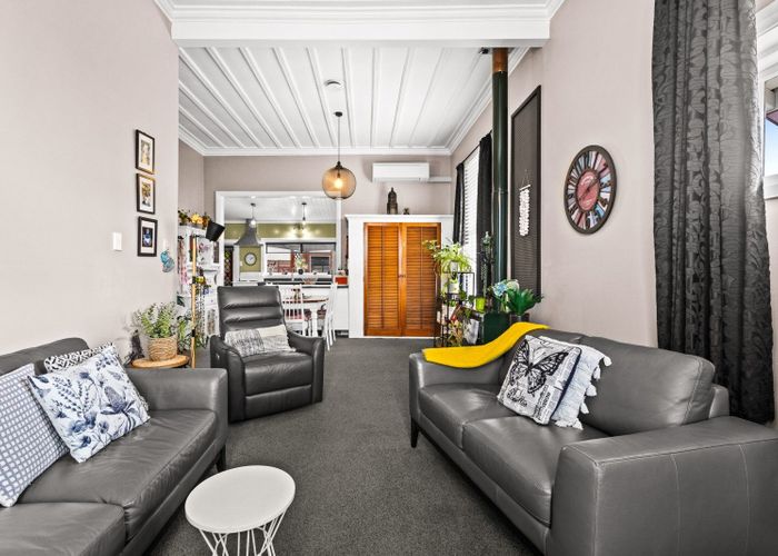  at 705 Oak Road, Akina, Hastings, Hawke's Bay