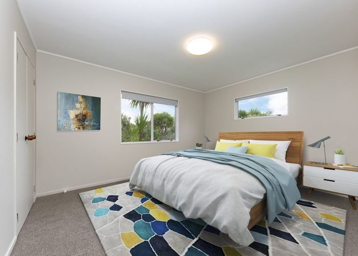  at 18D Sarona Ave, Glen Eden, Waitakere City, Auckland