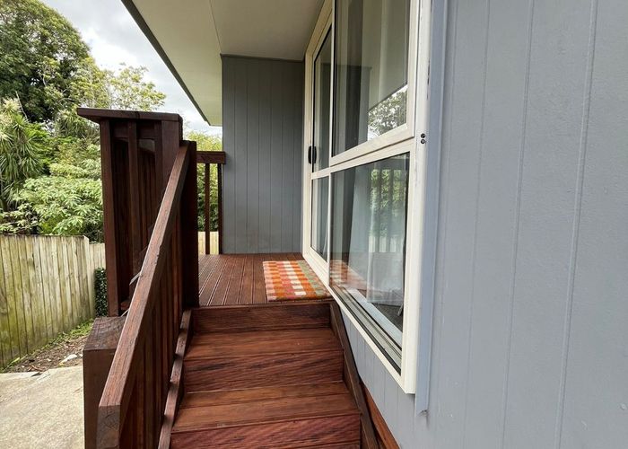  at 11A Hollinbrigg Avenue, Manurewa East, Manukau City, Auckland