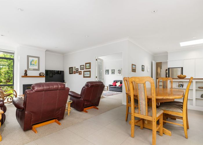  at 9 Bretts Road, St Albans, Christchurch