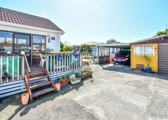  at 51 Caravelle Close, Mangere, Auckland