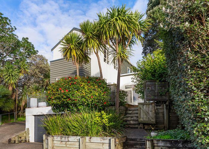  at 4/15 Godden Crescent, Mission Bay, Auckland City, Auckland