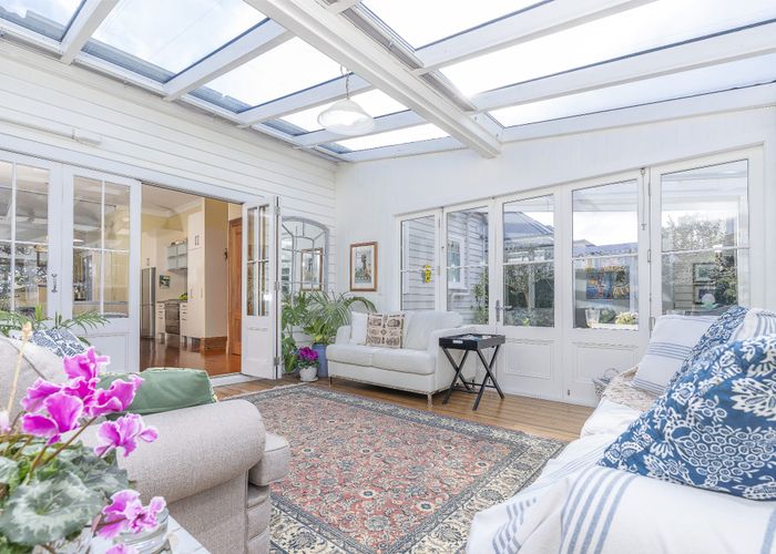  at 7 Queen Street, Northcote Point, North Shore City, Auckland