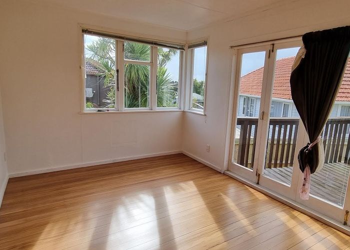  at 10 Regent Street, Devonport, North Shore City, Auckland