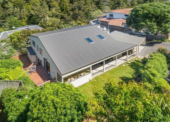  at 21 Homewood Place, Chatswood, North Shore City, Auckland