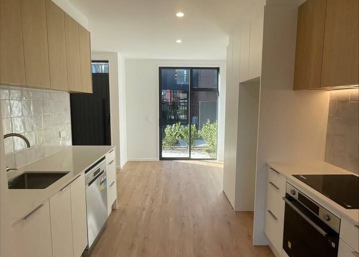  at 1/9 Donald Place, Merivale, Christchurch City, Canterbury