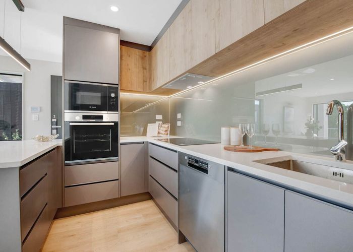  at Lot 8/32 Beulah Avenue, Rothesay Bay, North Shore City, Auckland