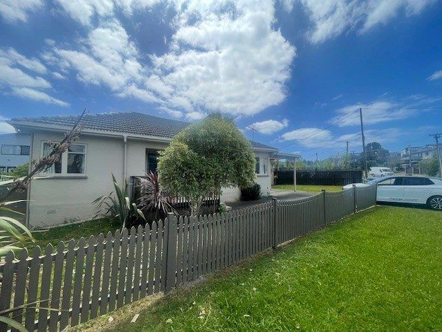  at 2/33 Havelock Avenue, Forrest Hill, North Shore City, Auckland