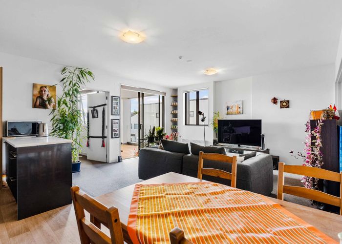  at 203/1904 Great North Road, Avondale, Auckland City, Auckland