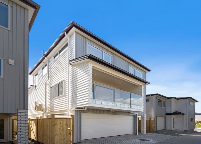  at Lot 2, 27 Greenhill Crescent, Pakuranga, Manukau City, Auckland